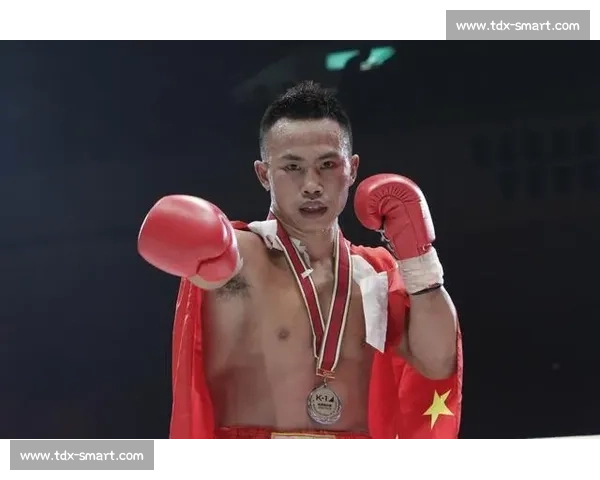 周志鹏对决崔洪万巅峰视频回顾力量技巧与勇气的正面对撞瞬间