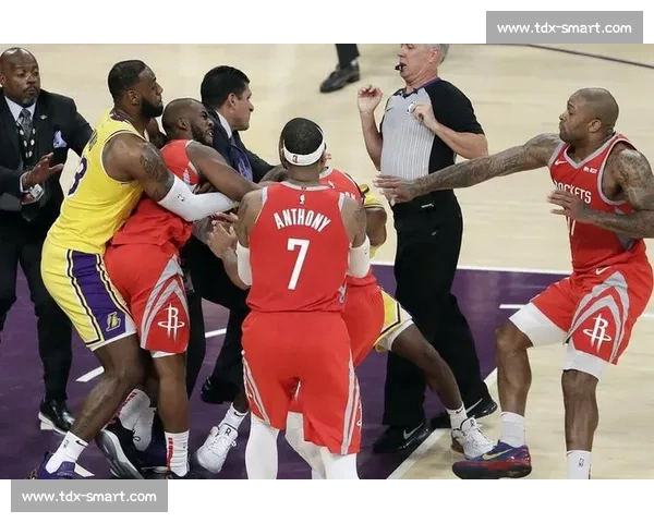 火箭对决奇才直播解析新老球星碰撞赛场看点全览攻防博弈精彩瞬间不容错过